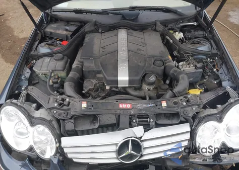 2005 Mercedes-Benz Clk 320 из США, поврежденный, VIN WDBTK65J55F125588